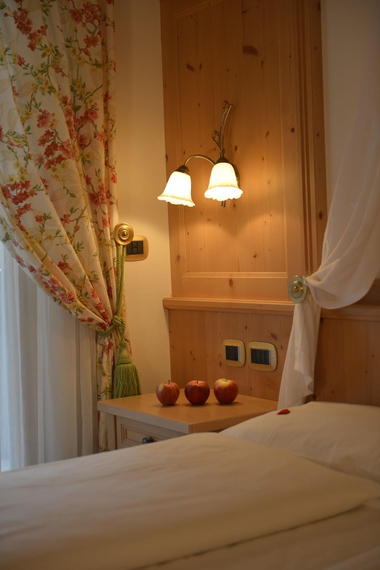 Hotel B&B Andreas Канацеї Екстер'єр фото