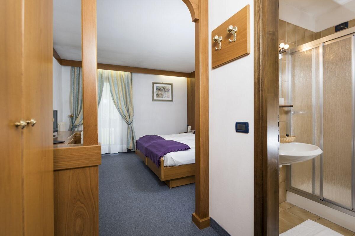 Hotel B&B Andreas Канацеї Екстер'єр фото