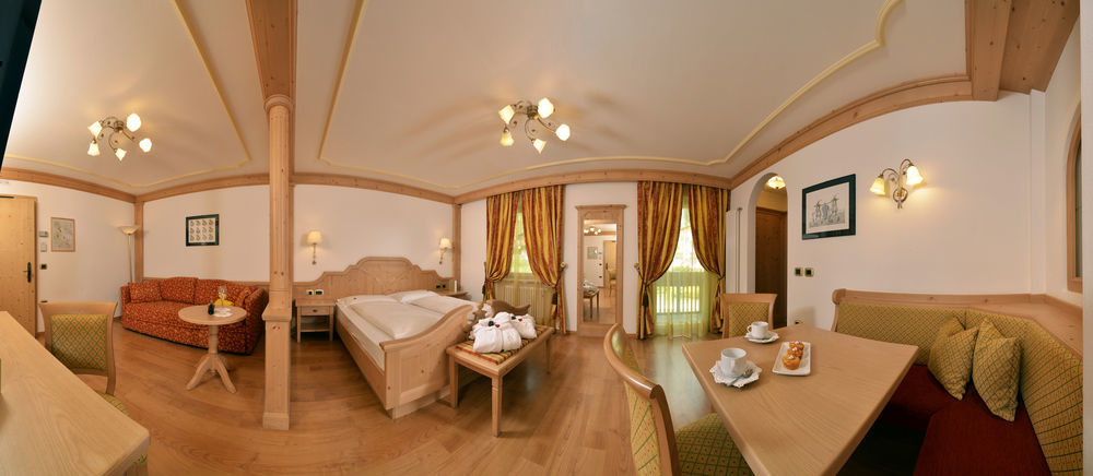 Hotel B&B Andreas Канацеї Екстер'єр фото