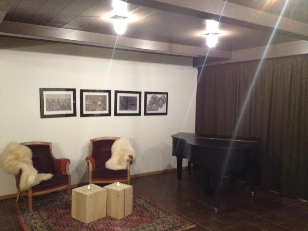 Hotel B&B Andreas Канацеї Екстер'єр фото